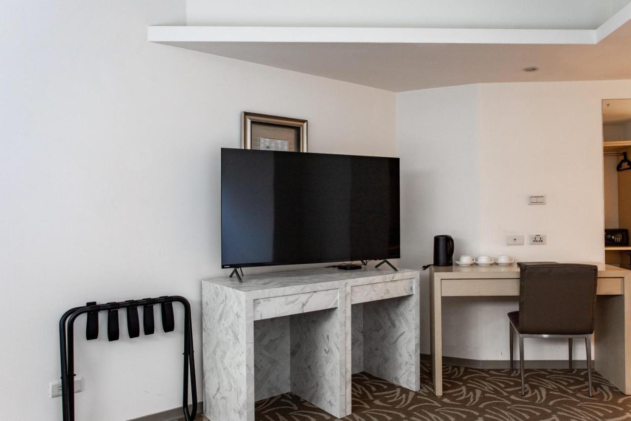 Hub Hotel - Songshan Airport Branch Đài Bắc Ngoại thất bức ảnh